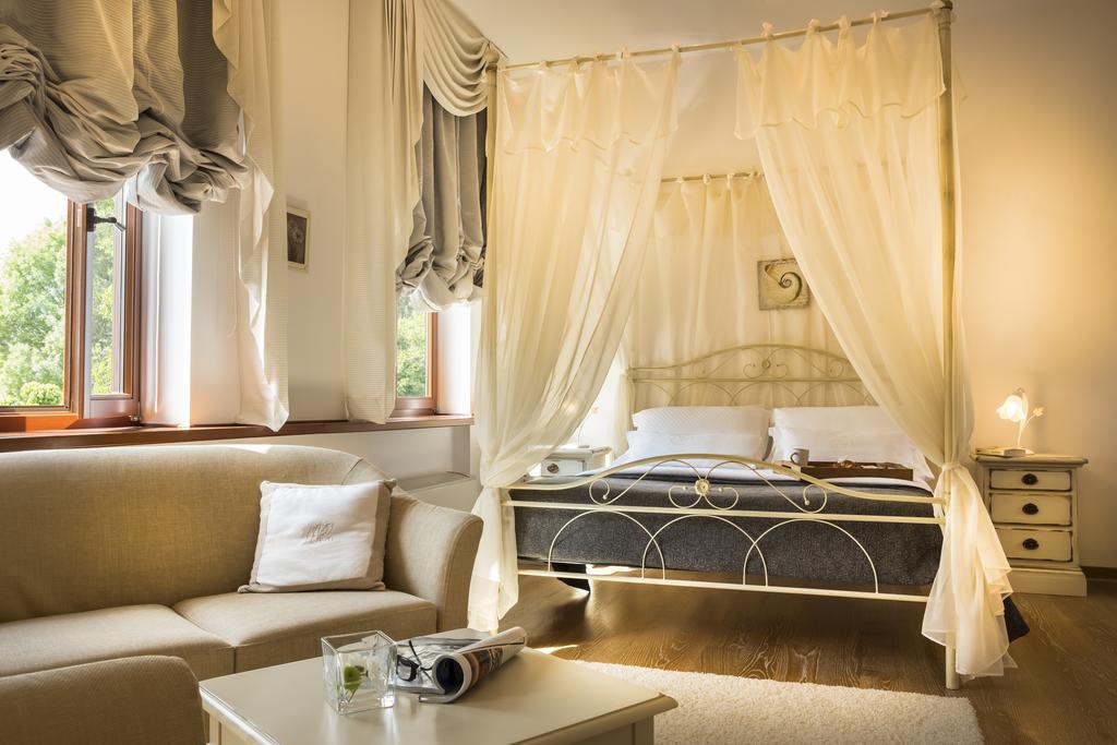 Palazzo Angelica B&B Adults Only Oprtalj Room photo