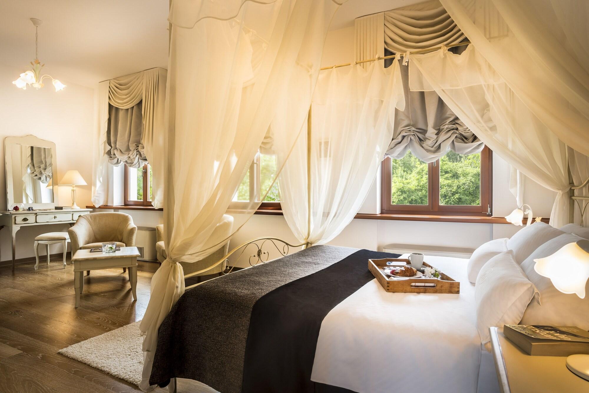 Palazzo Angelica B&B Adults Only Oprtalj Exterior photo