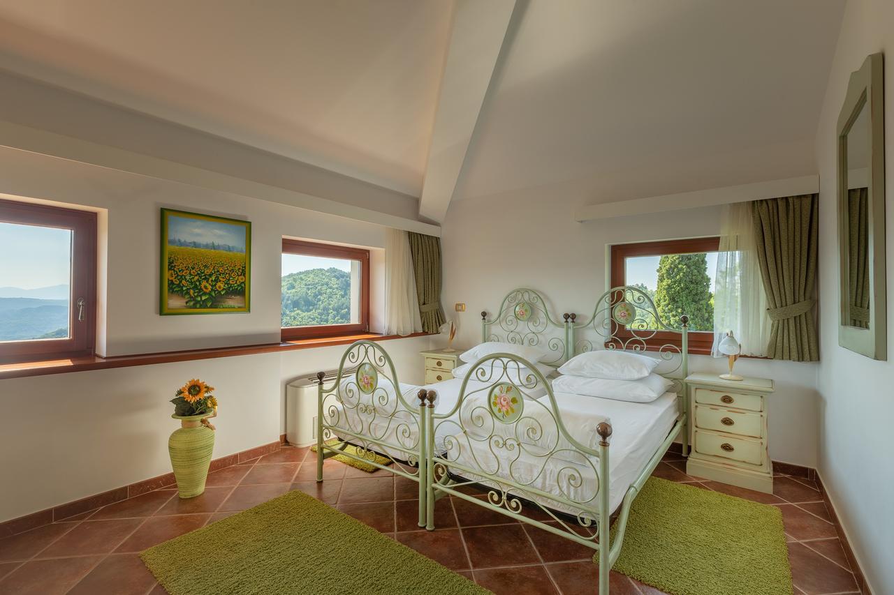 Palazzo Angelica B&B Adults Only Oprtalj Exterior photo